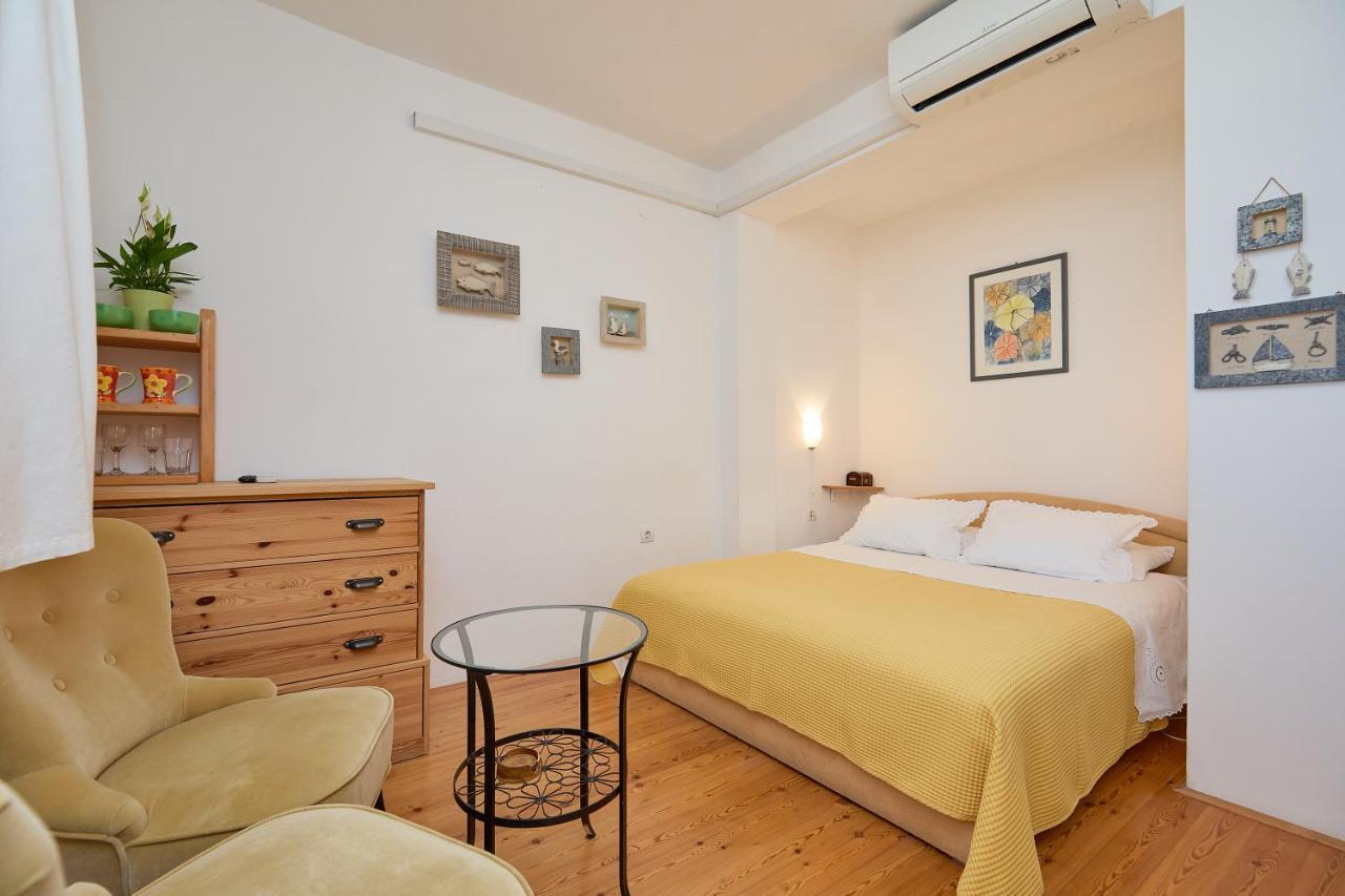 Room Over Old Town ดูบรอฟนิก ภายนอก รูปภาพ